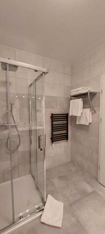 Apartament Riva โปเบียโรโว ภายนอก รูปภาพ